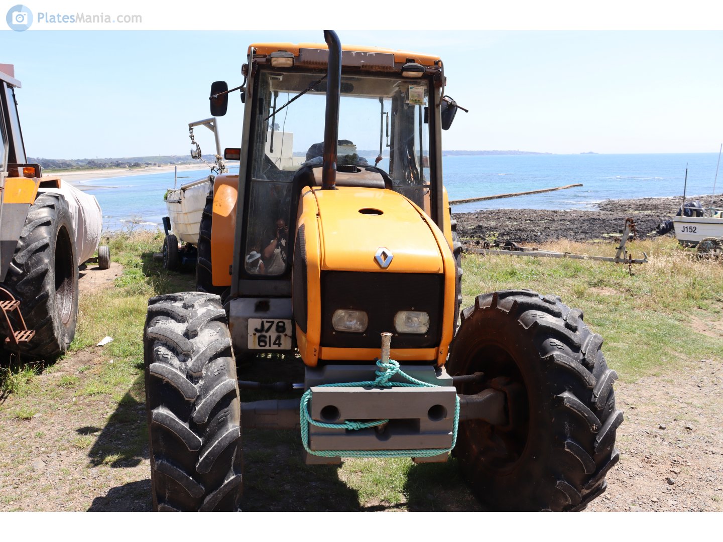 J78614, Renault 100-Series 