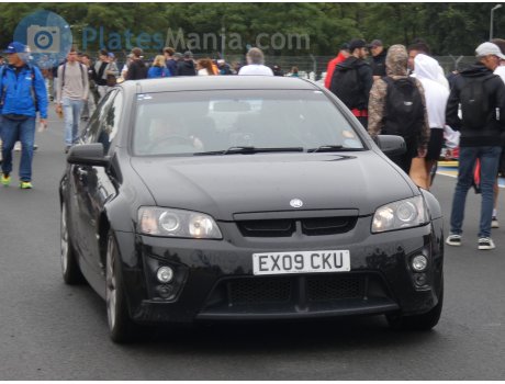EX09 CKU, Vauxhall VXR8