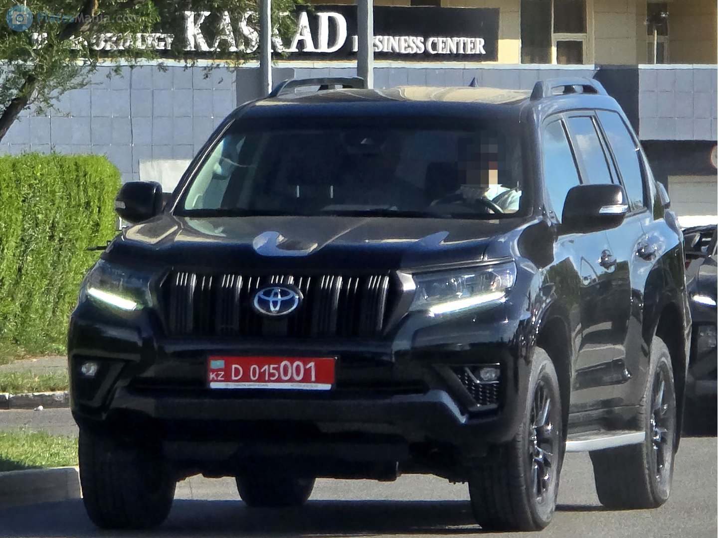 D 015001, Toyota Land Cruiser Prado 4th gen 5-door SUV (J150), 2nd facelift, 2017–2023