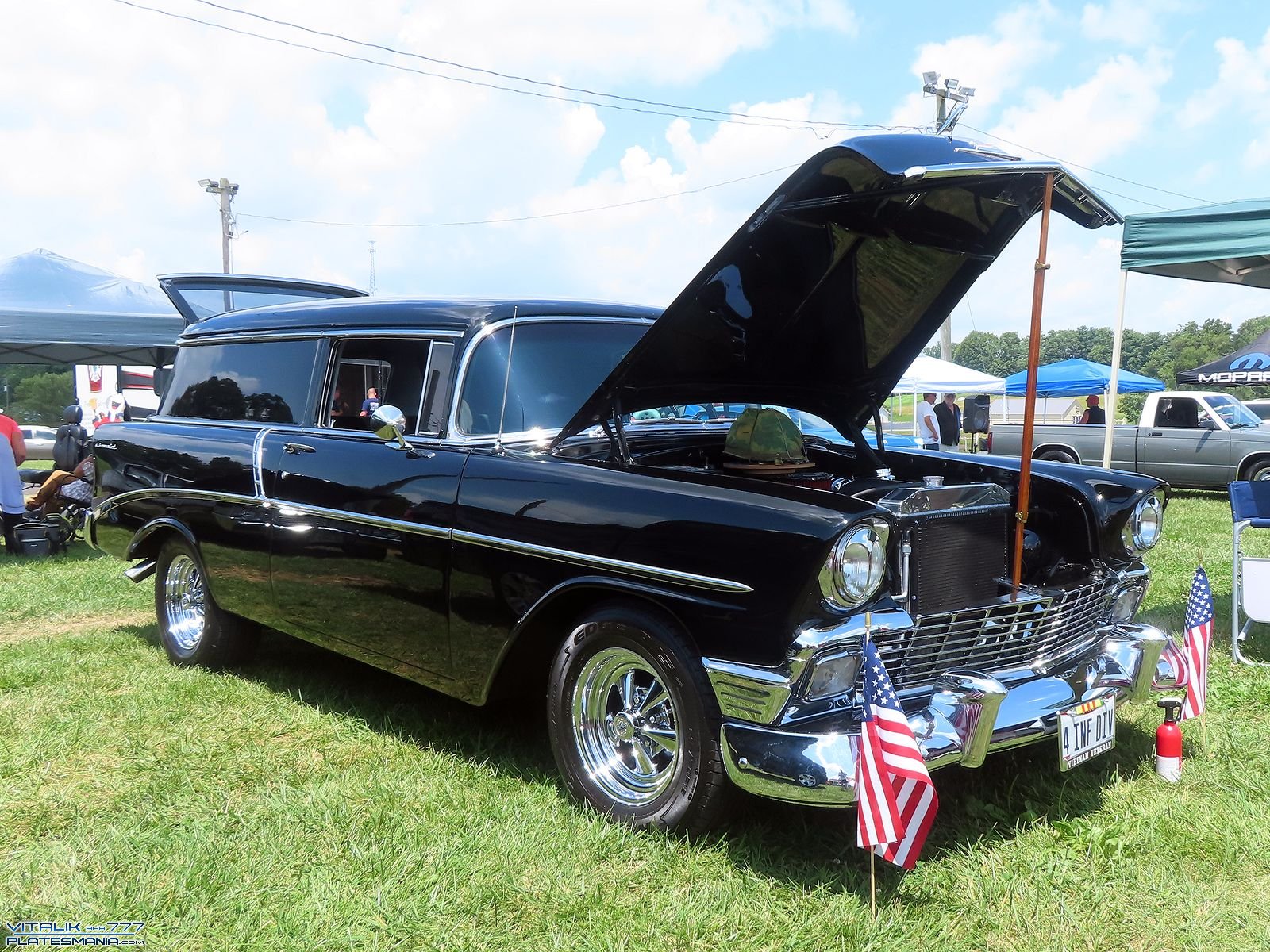 4 INF DIV, Chevrolet Nomad 1st gen 1956 (2429-1064; A-body), 1st facelift, 1955–1956