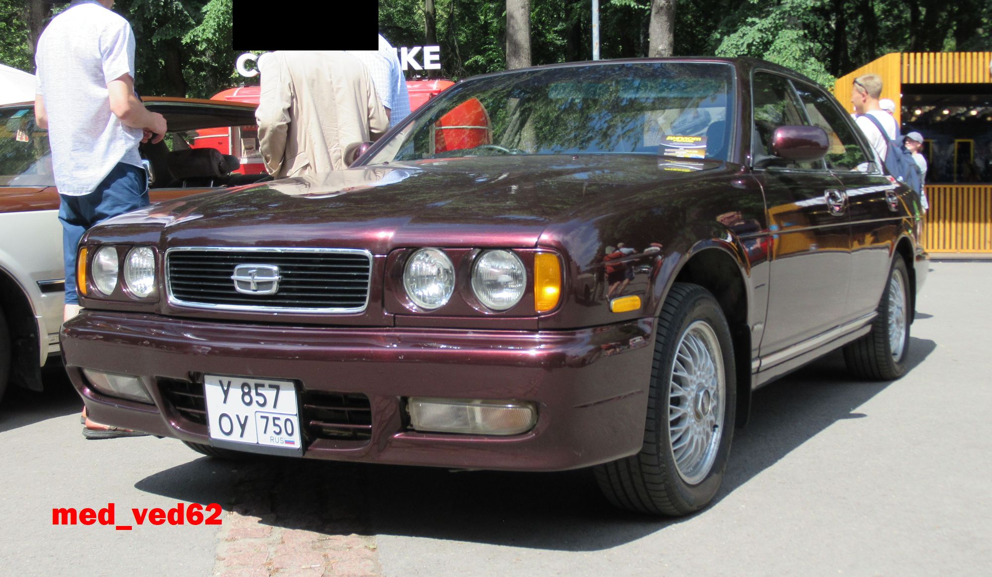 у 857 оу 750, Nissan Gloria 9th gen (Y32), 1991–1995