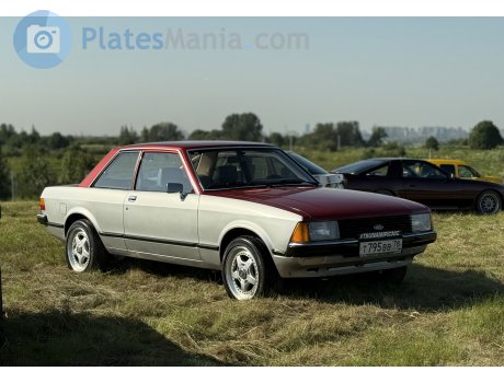 т795вв78, Ford Granada