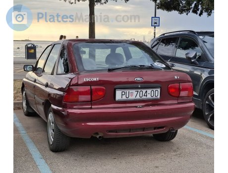 PU 704-OD, Ford Escort