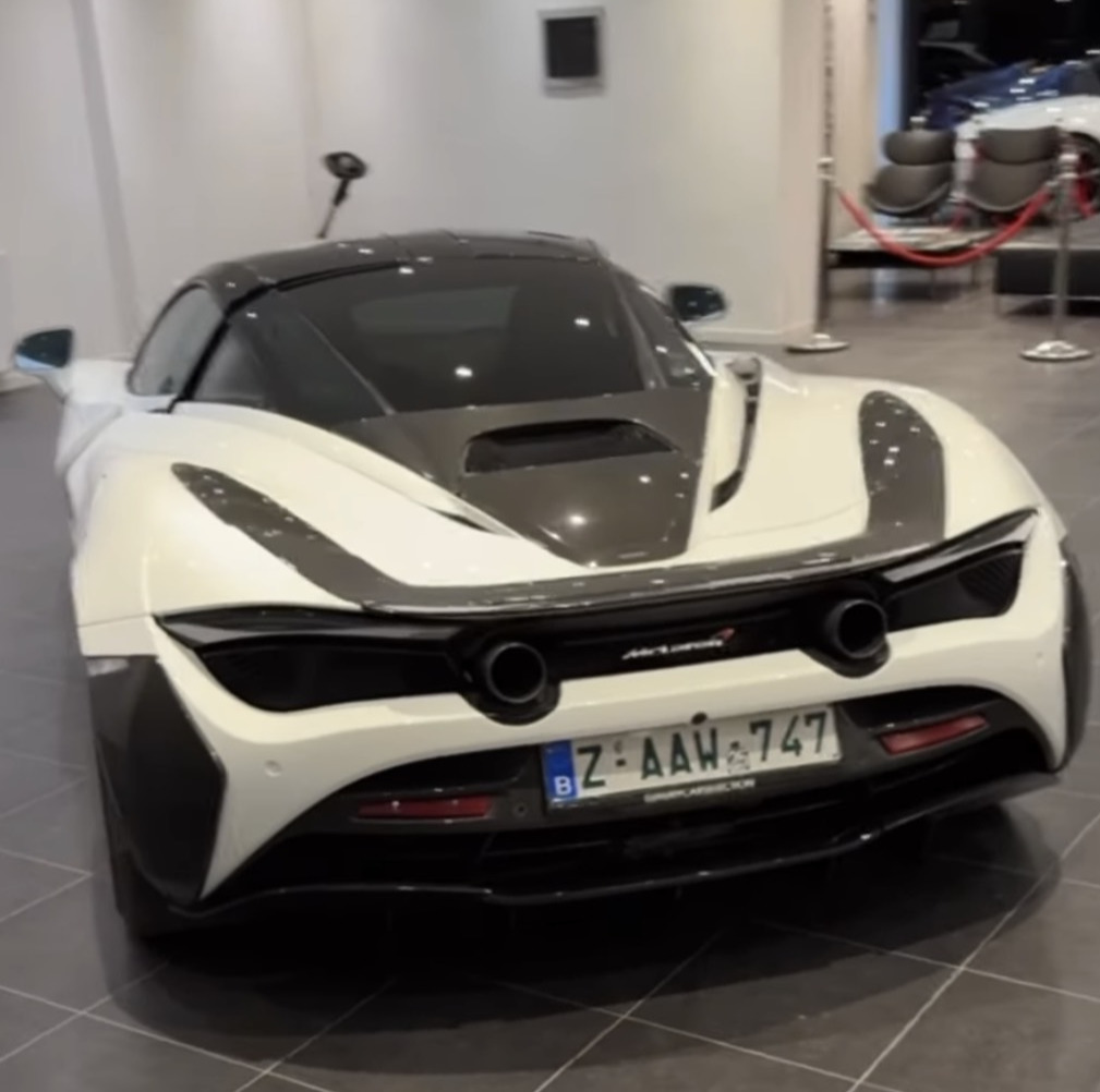 Z-AAW-747, McLaren 720S 