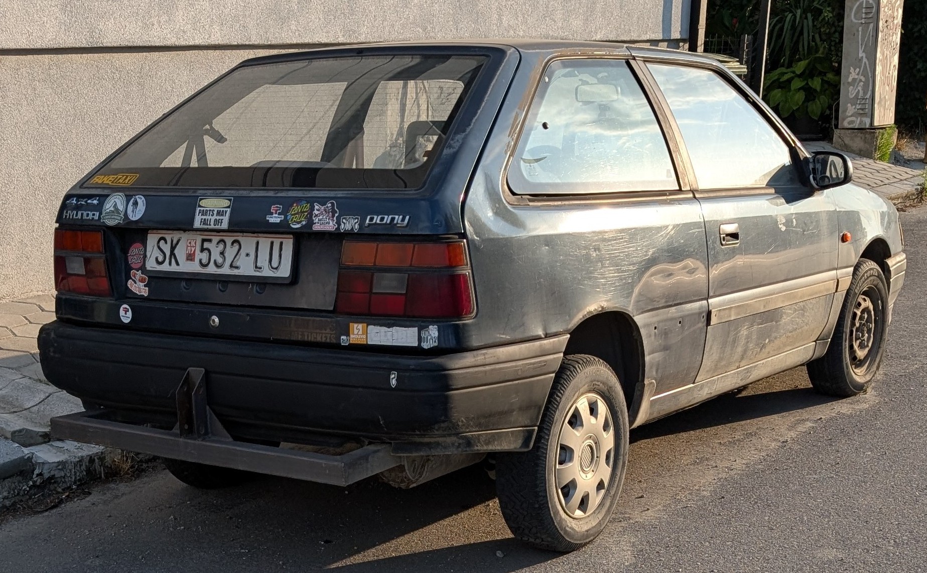 SK 532-LU, Hyundai Pony 4th gen 3-door Hatch (X2; EU-market), 1989–1991