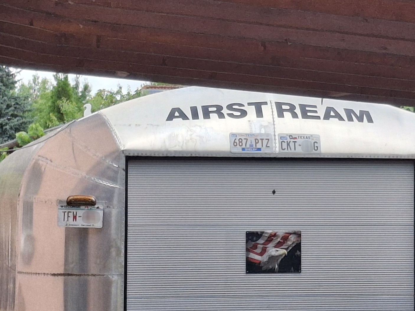 687 PTZ, License plate without vehicle 