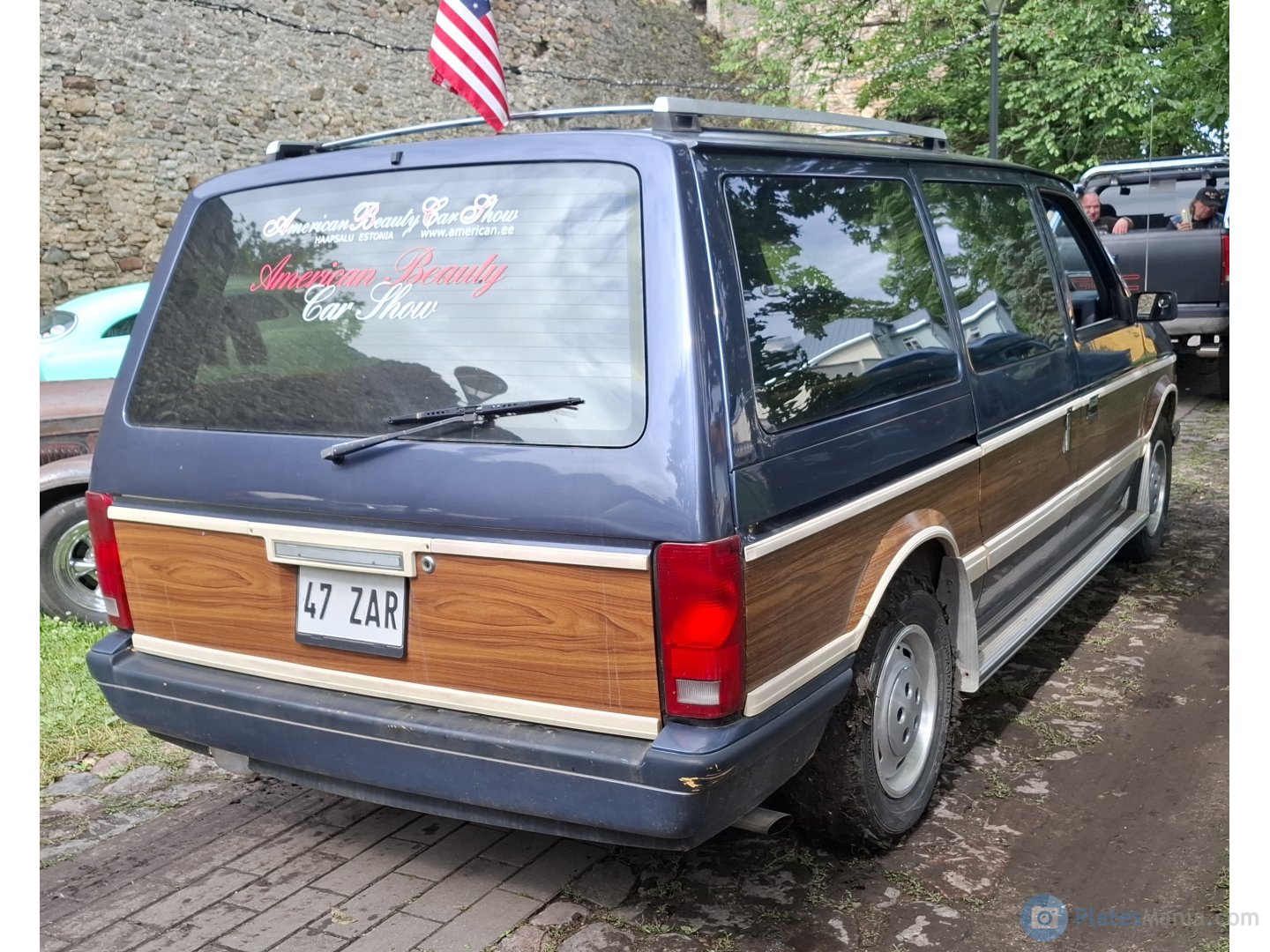 47 ZAR, Plymouth Grand Voyager 1st gen (S), 1987–1990