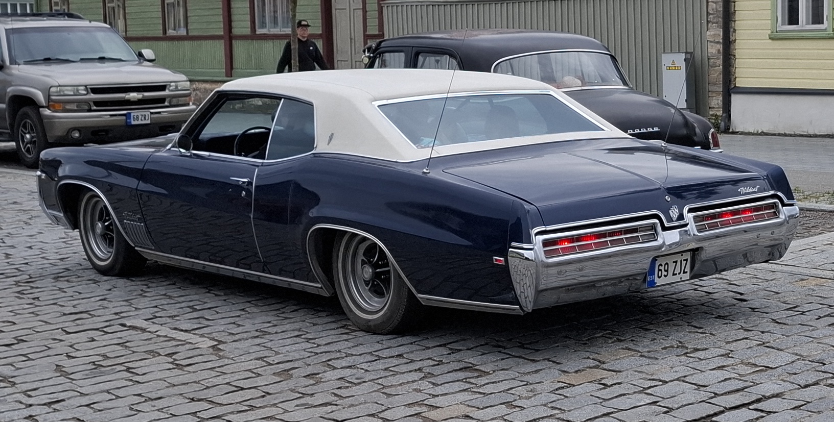 69 ZJZ, Buick Wildcat 2nd gen 1969 2-door Hardtop (46437/46637; B-body), 4th facelift, 1968–1969
