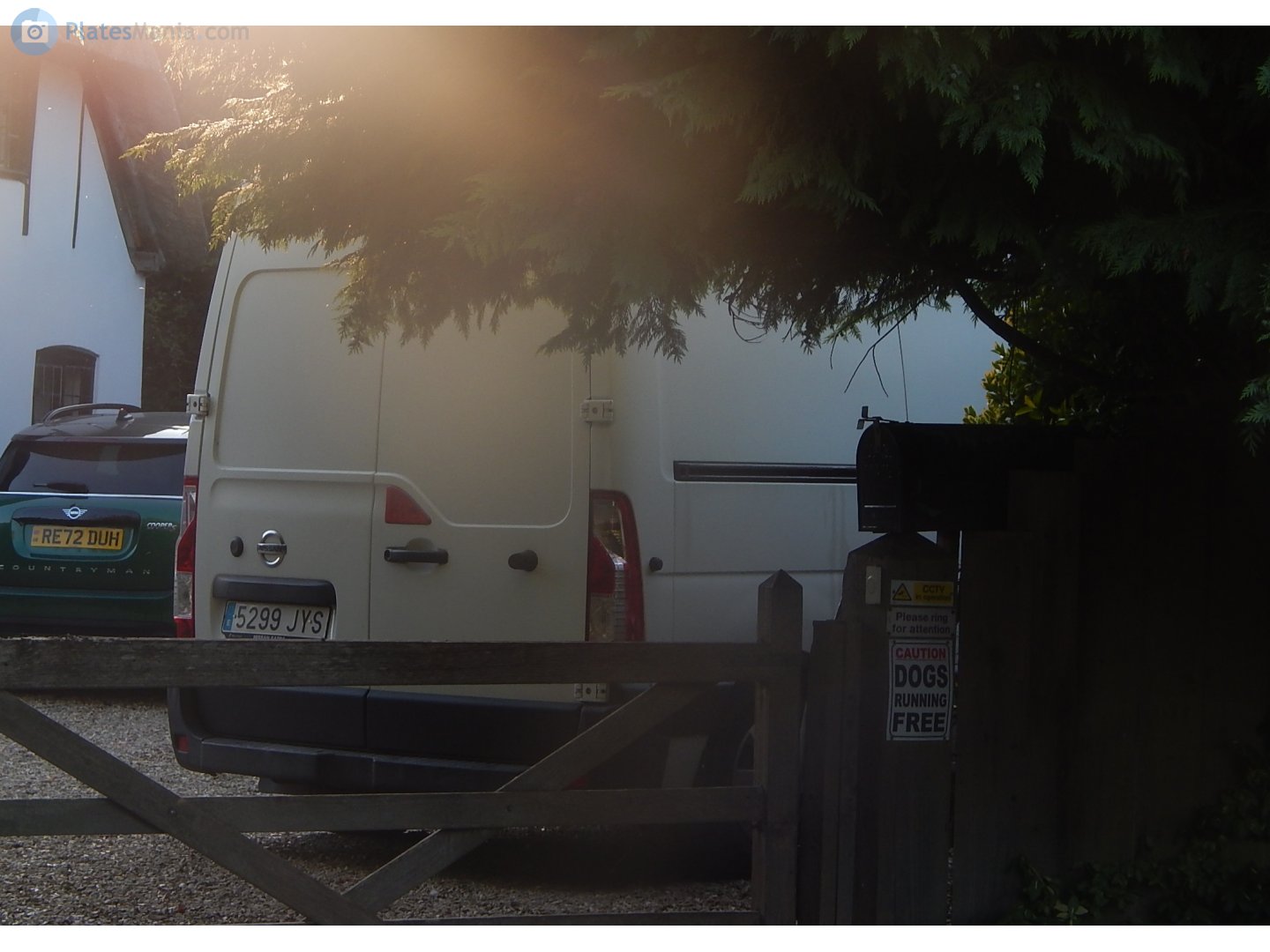 5299 JYS, Nissan NV400 1st gen Van (J62; EU-market), 2010–2021