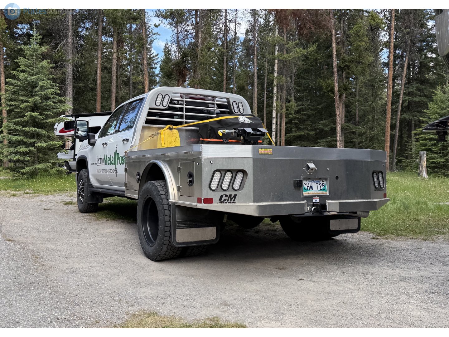 CHW 725, GMC Sierra 5th gen (T1XX), 2018–