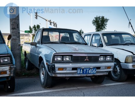 京A·Y7406, Mitsubishi L200