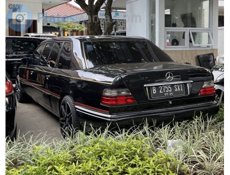 B 2755 SXI, Mercedes-Benz E-Klasse