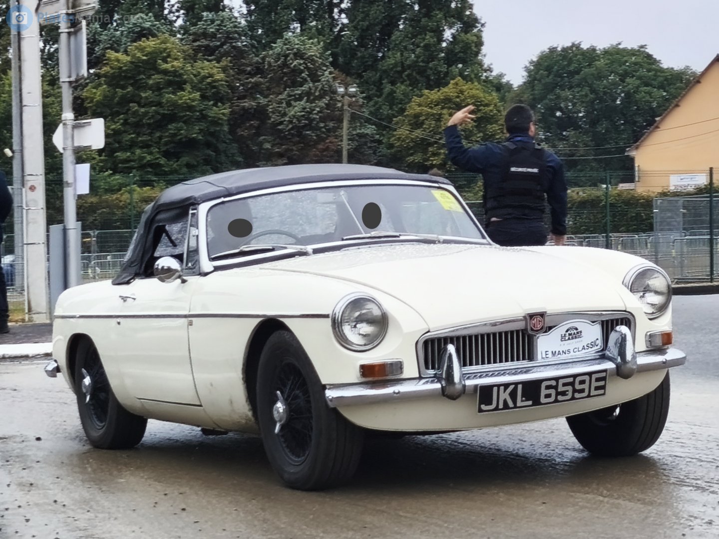 JKL659E, MG B 1st gen Roadster, 1962–1980
