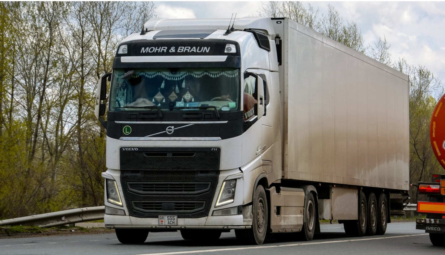 08 555 ACH, Volvo FH 3rd gen, 2012–2020