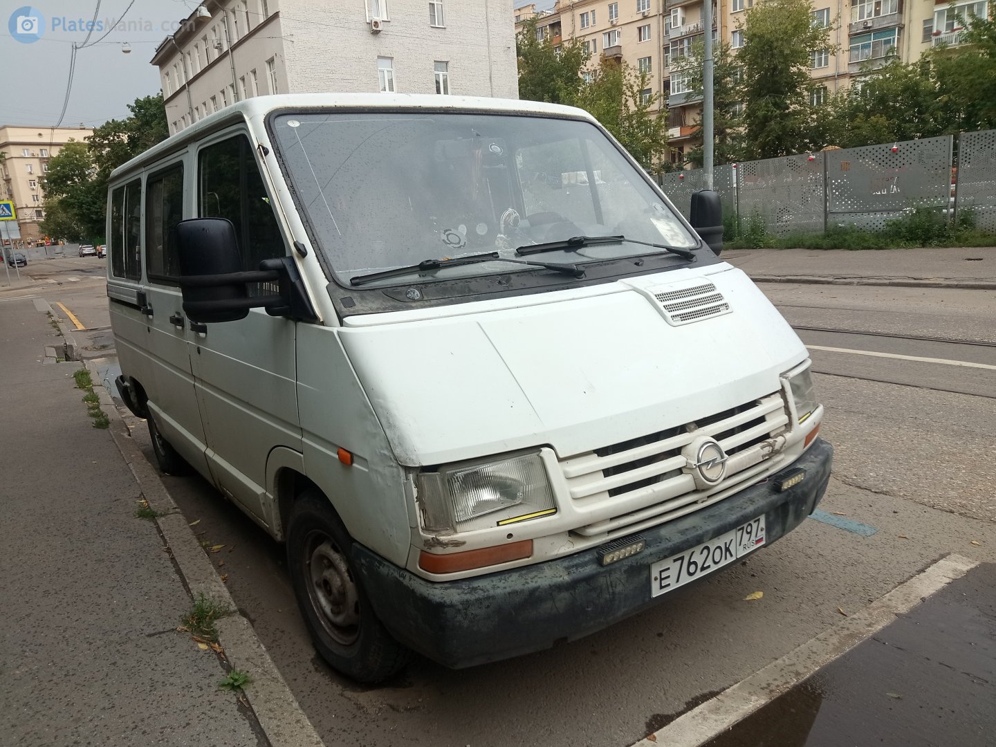 е 762 ок 797, Opel Arena 1st gen (A97), 1997–2001
