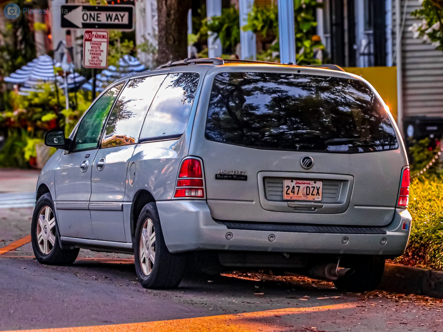 247 DZX, Mercury Monterey 8th gen 4-door Minivan (MV1), 2003–2006