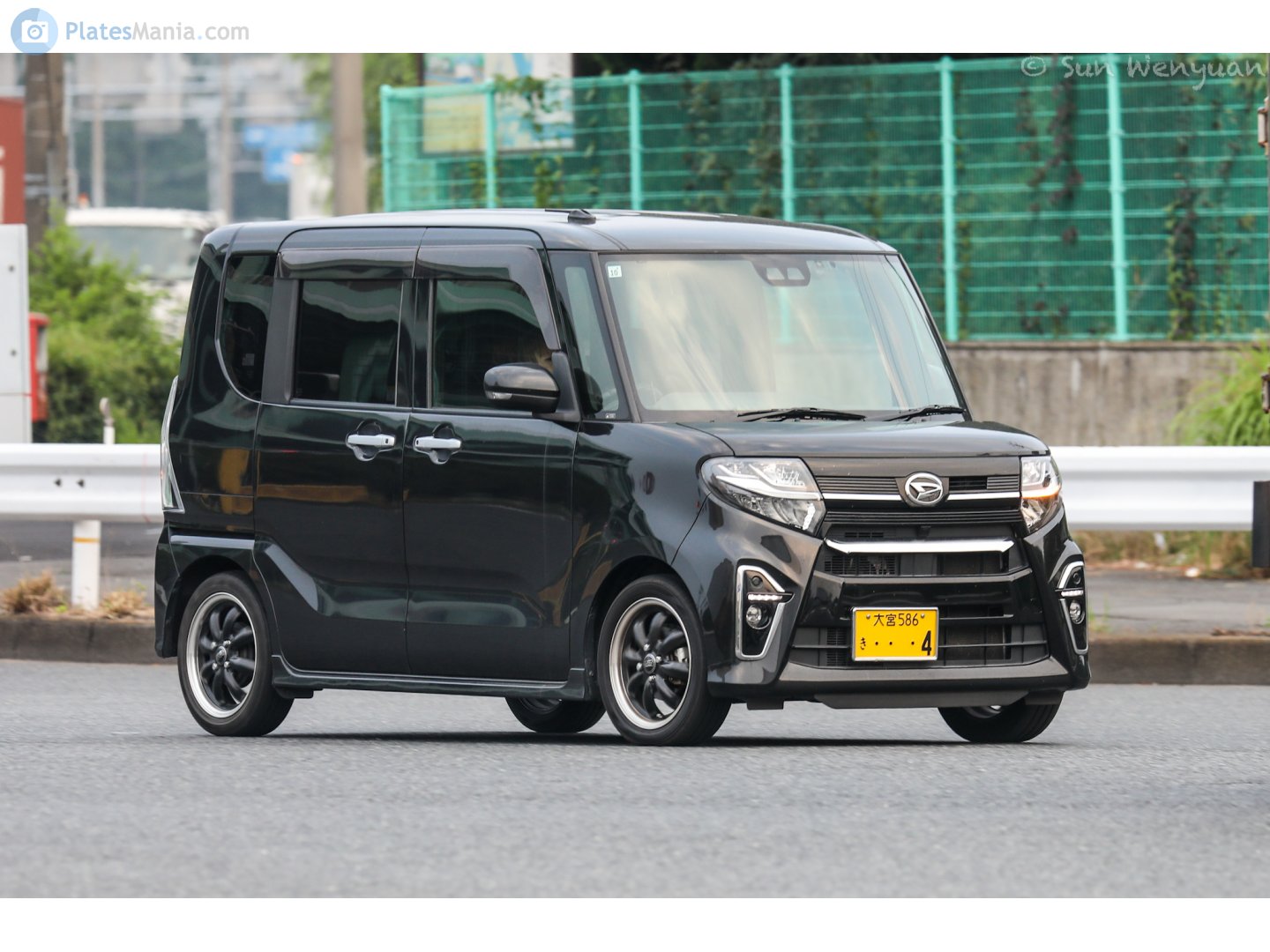 大宮 586 き 4, Daihatsu Tanto 4th gen Custom (LA660S), 2019–