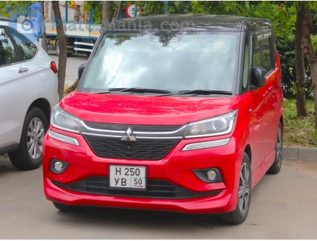 н250ув50, Mitsubishi Delica D:2