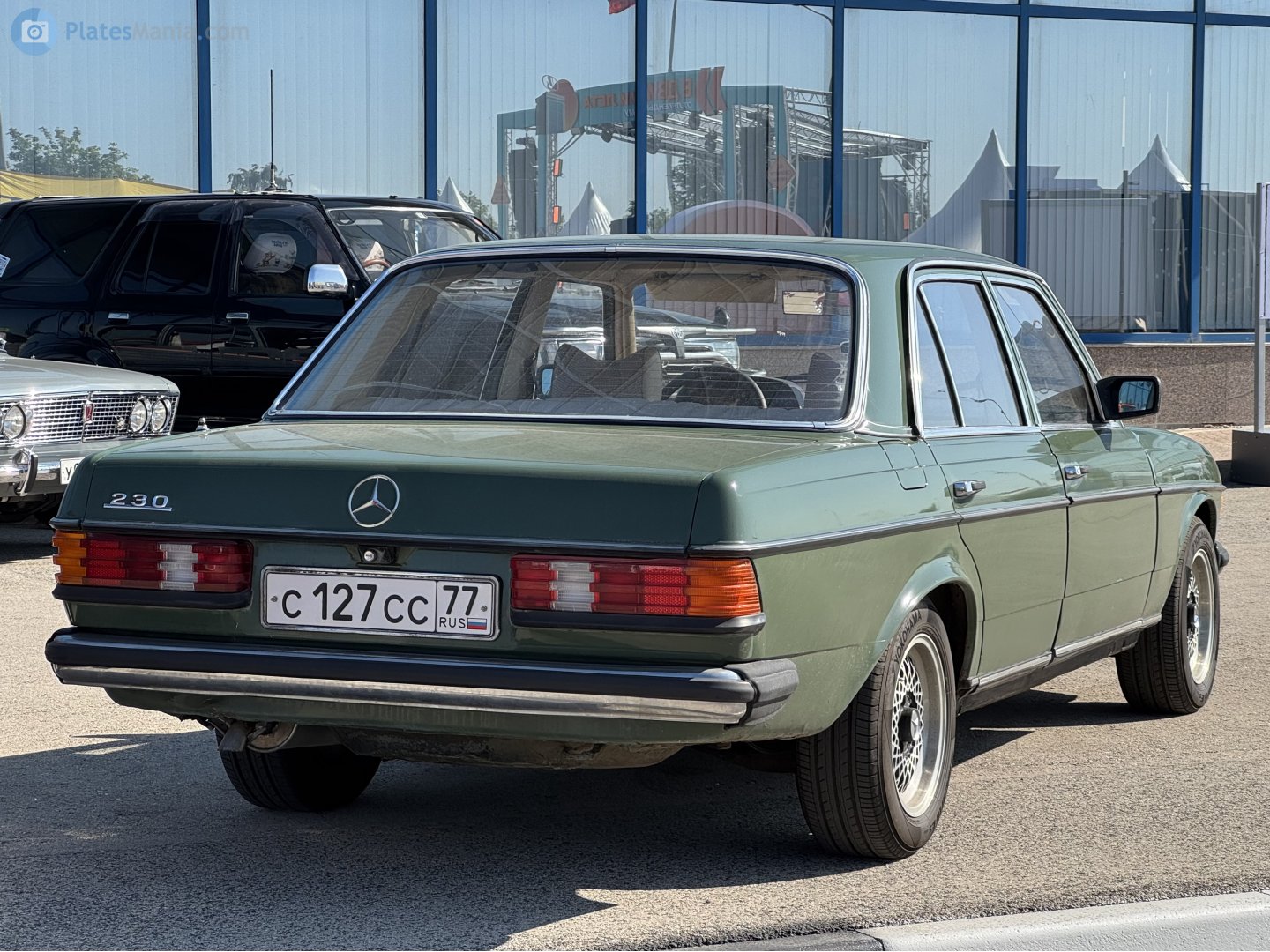 с 127 сс 77, Mercedes-Benz E-Klasse 200–300 Sedan (W123), 1975­–1986