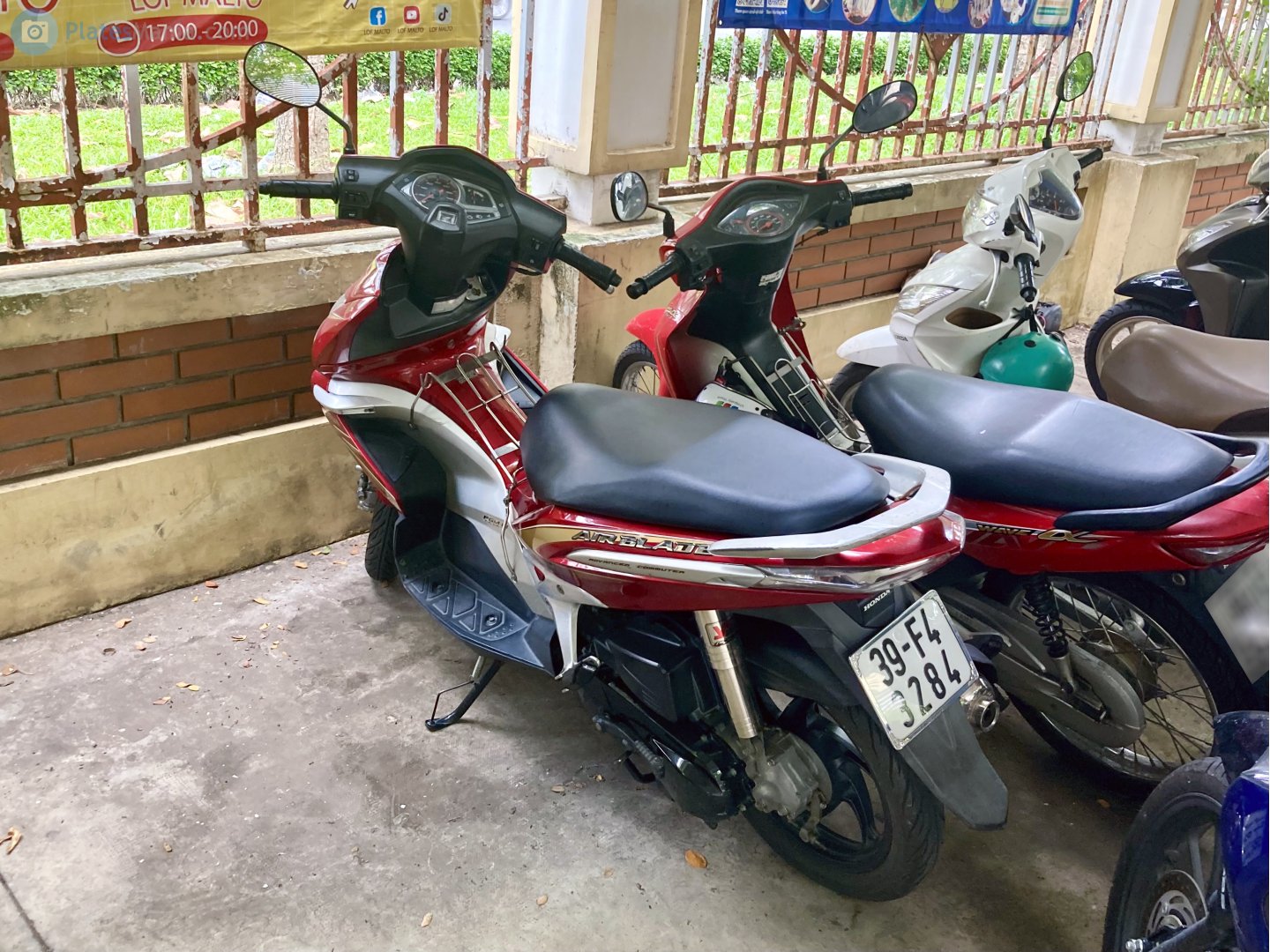 39-F4 3284, Honda AirBlade 