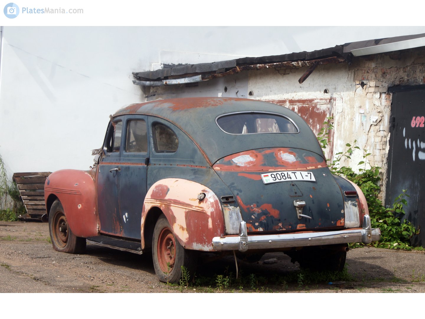 9084 TI-7, Dodge Deluxe 