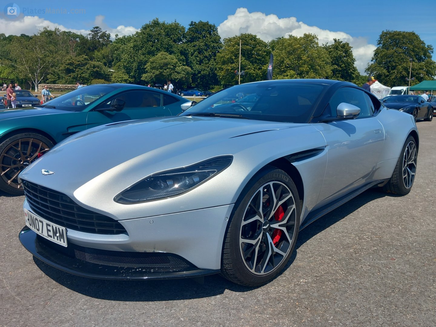 UN07EMM, Aston Martin DB11 Coupé (AM5), 2016–2023