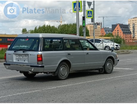 р337во54, Toyota Crown