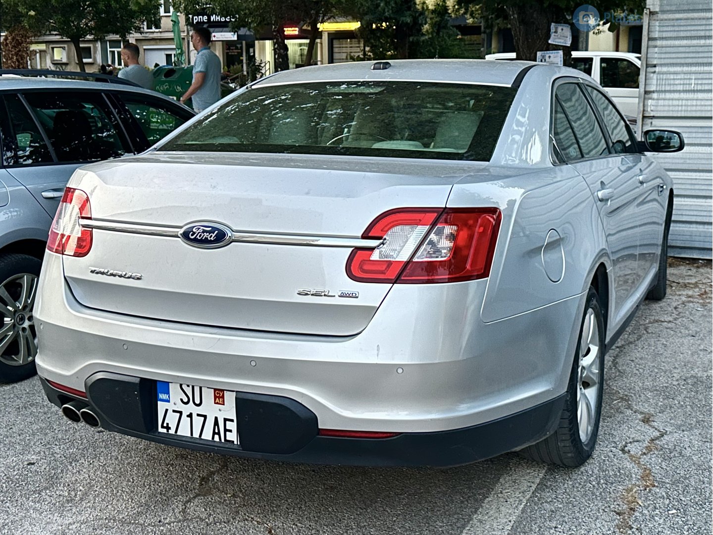 SU 4717 AE, Ford Taurus 6th gen (D258), 2009–2012