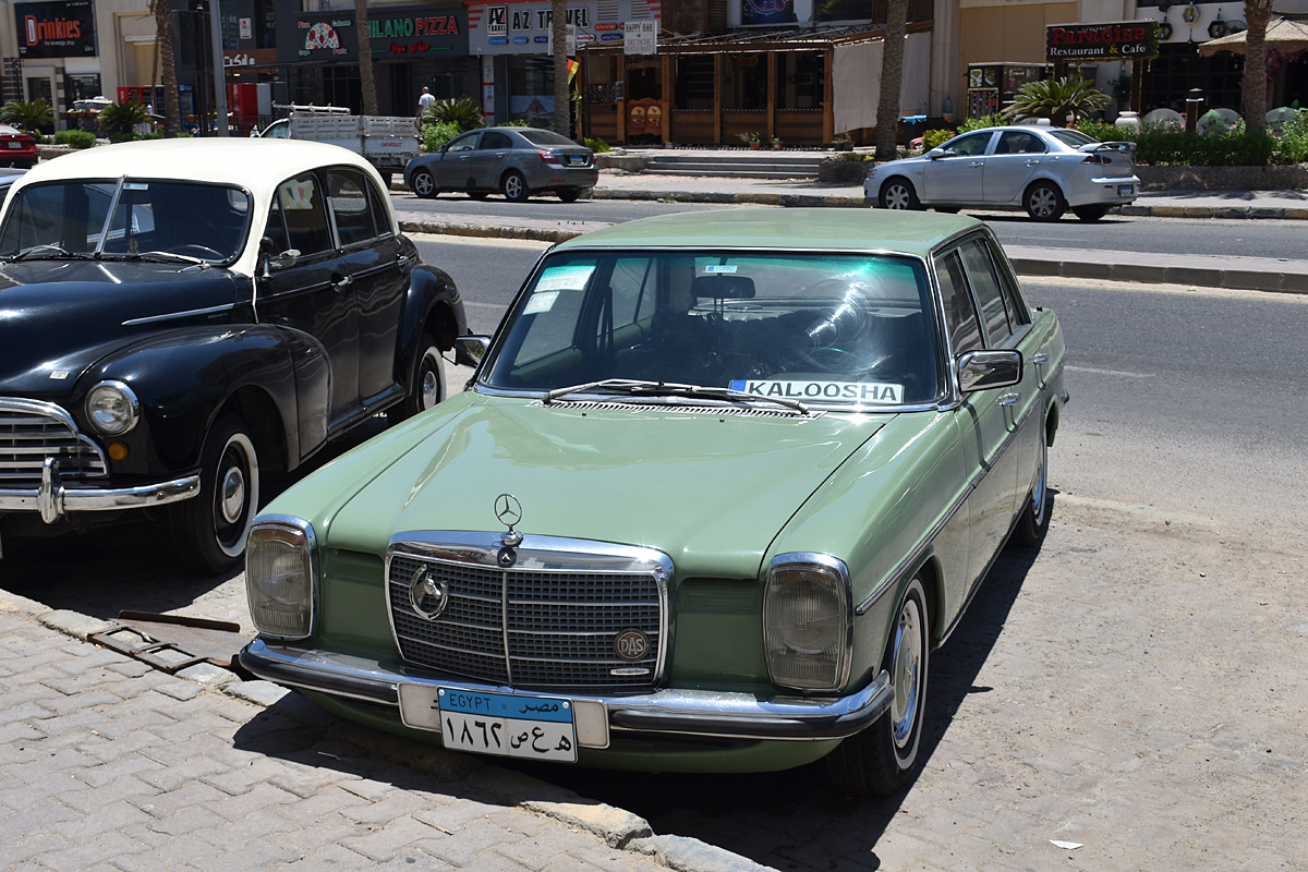 ١٨٦٢ صعھ, Mercedes-Benz E-Klasse 200–280 Sedan (W114/W115), 1967­–1976