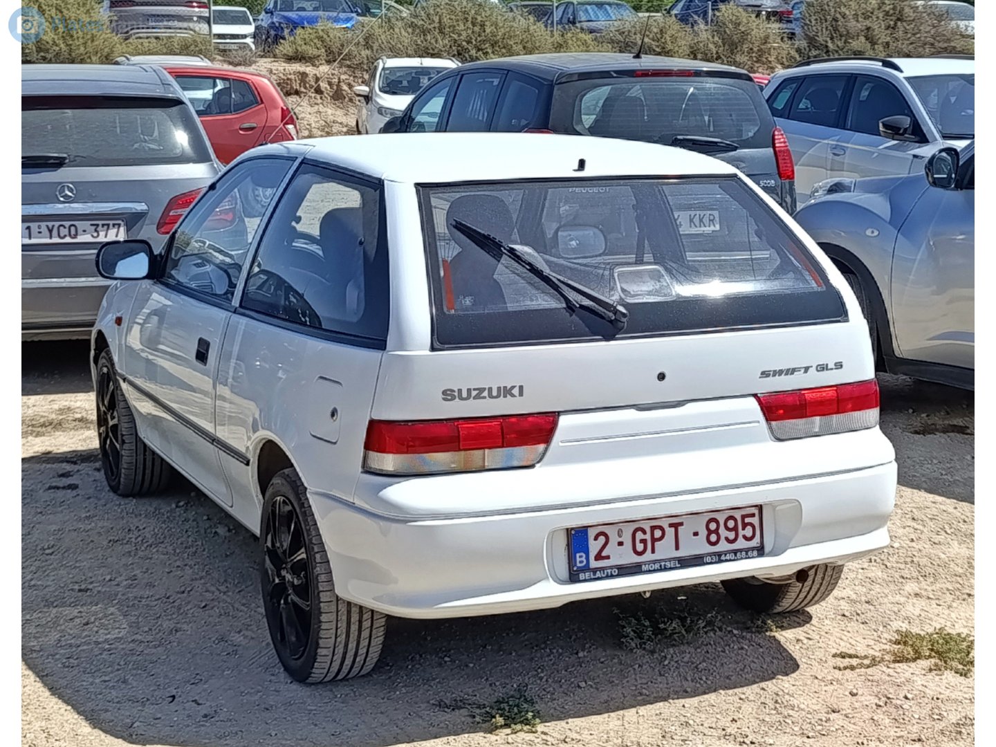 2-GPT-895, Suzuki Swift 2nd gen 3-door Hatch (SF), facelift, 1996–2004