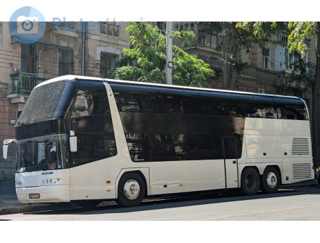 HKP-2022, Neoplan Skyliner