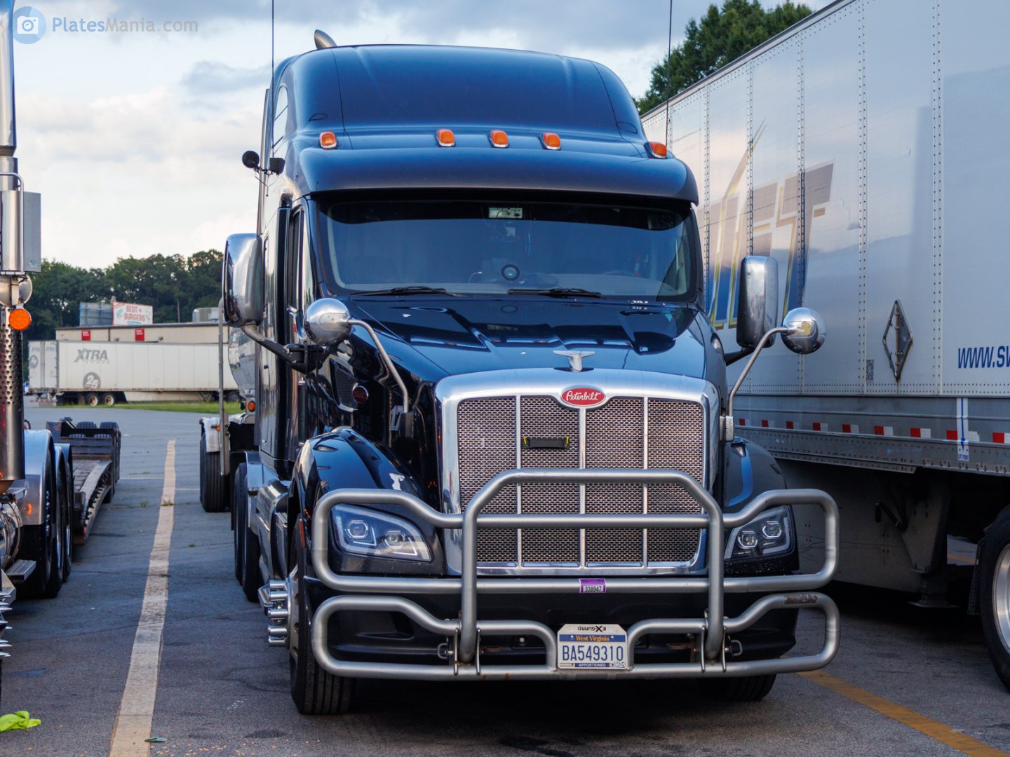 BA549310, Peterbilt 587 