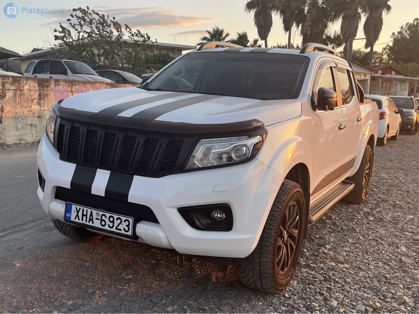 XHA-6923, Nissan Navara 4th gen (D23), 2014–