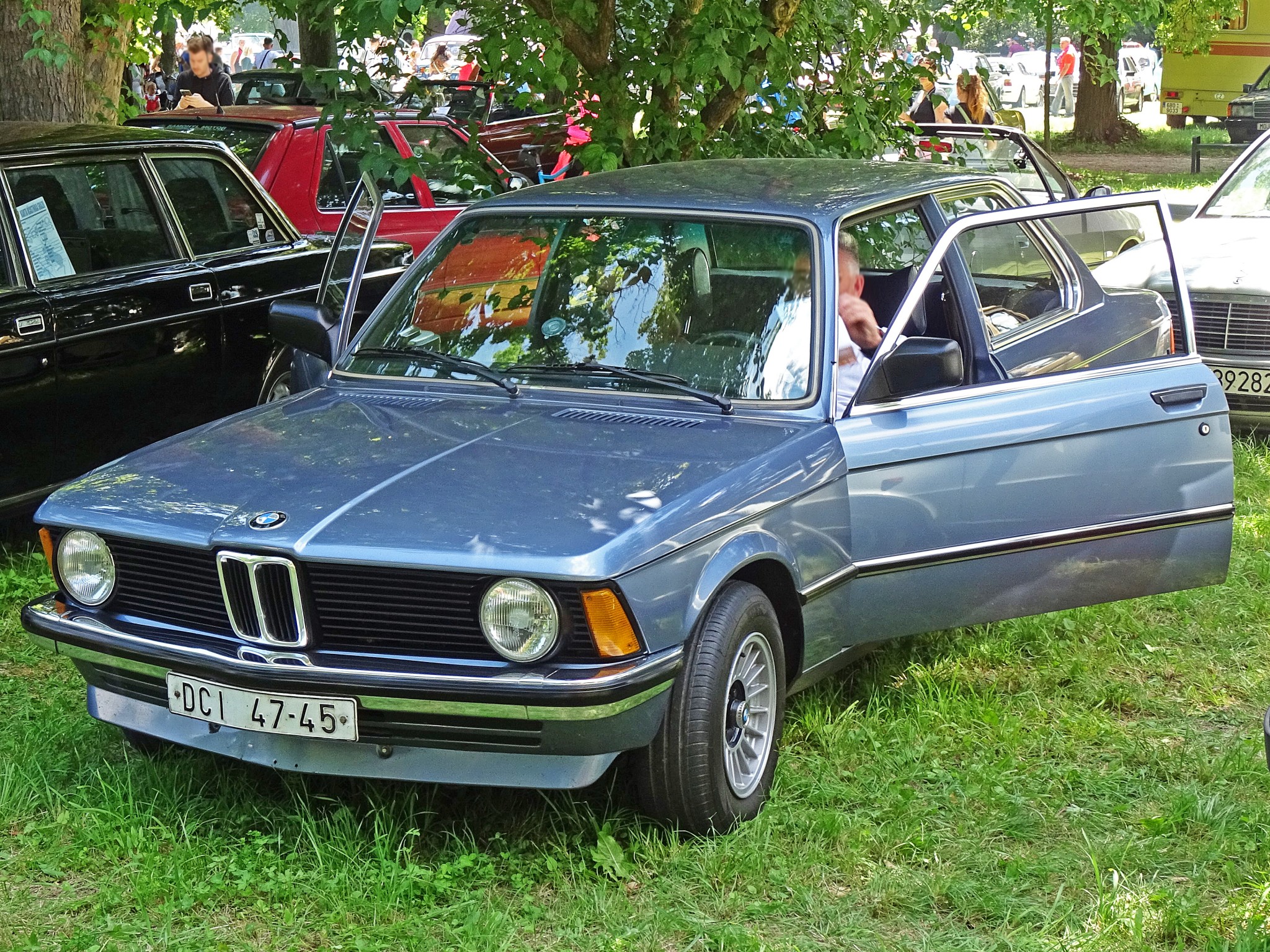 DCI 47-45, BMW 3 Series 1st gen Coupé (E21), 1975–1983