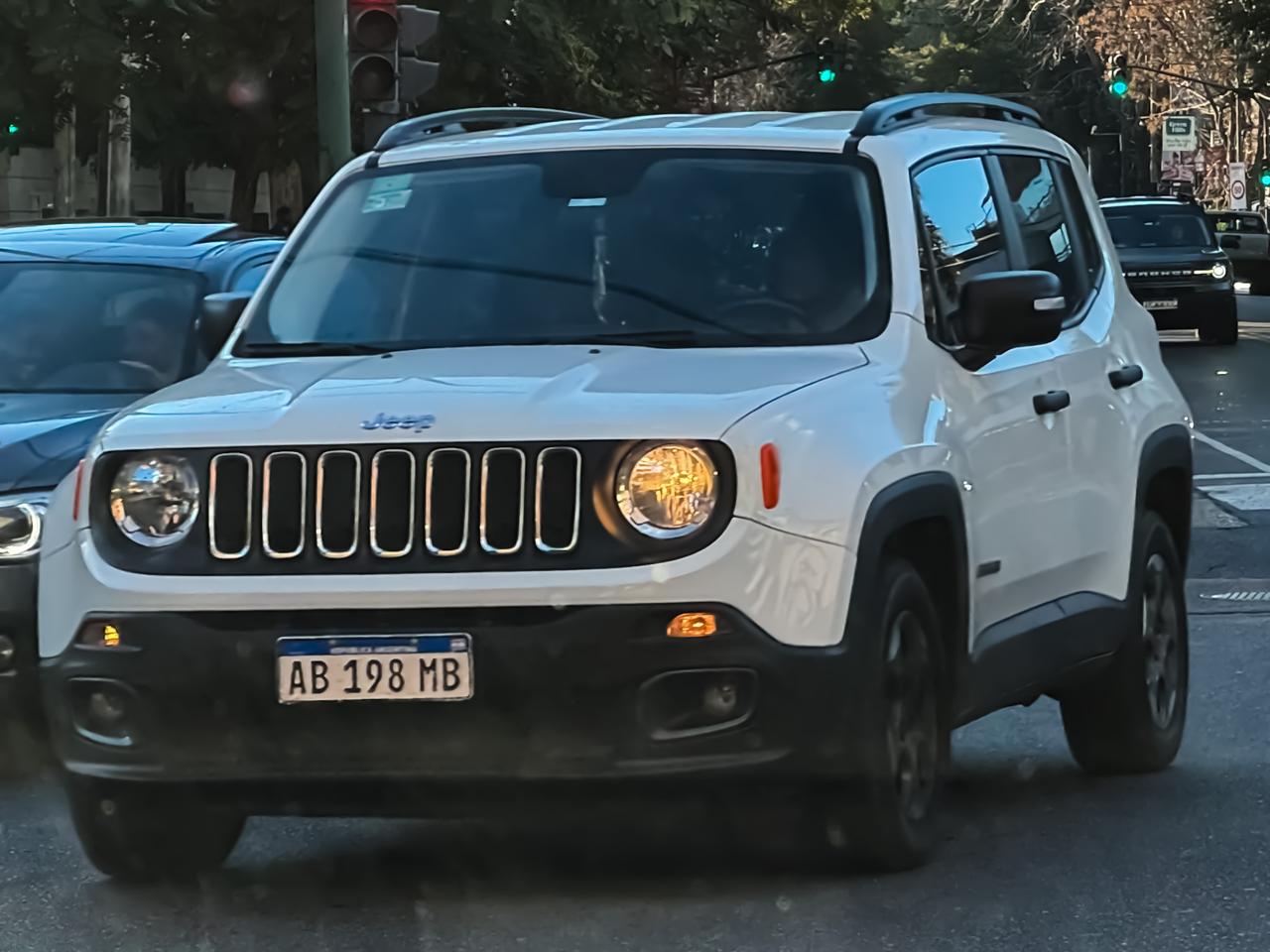 AB 198 MB, Jeep Renegade 1st gen (BU; Global-market), 2014–