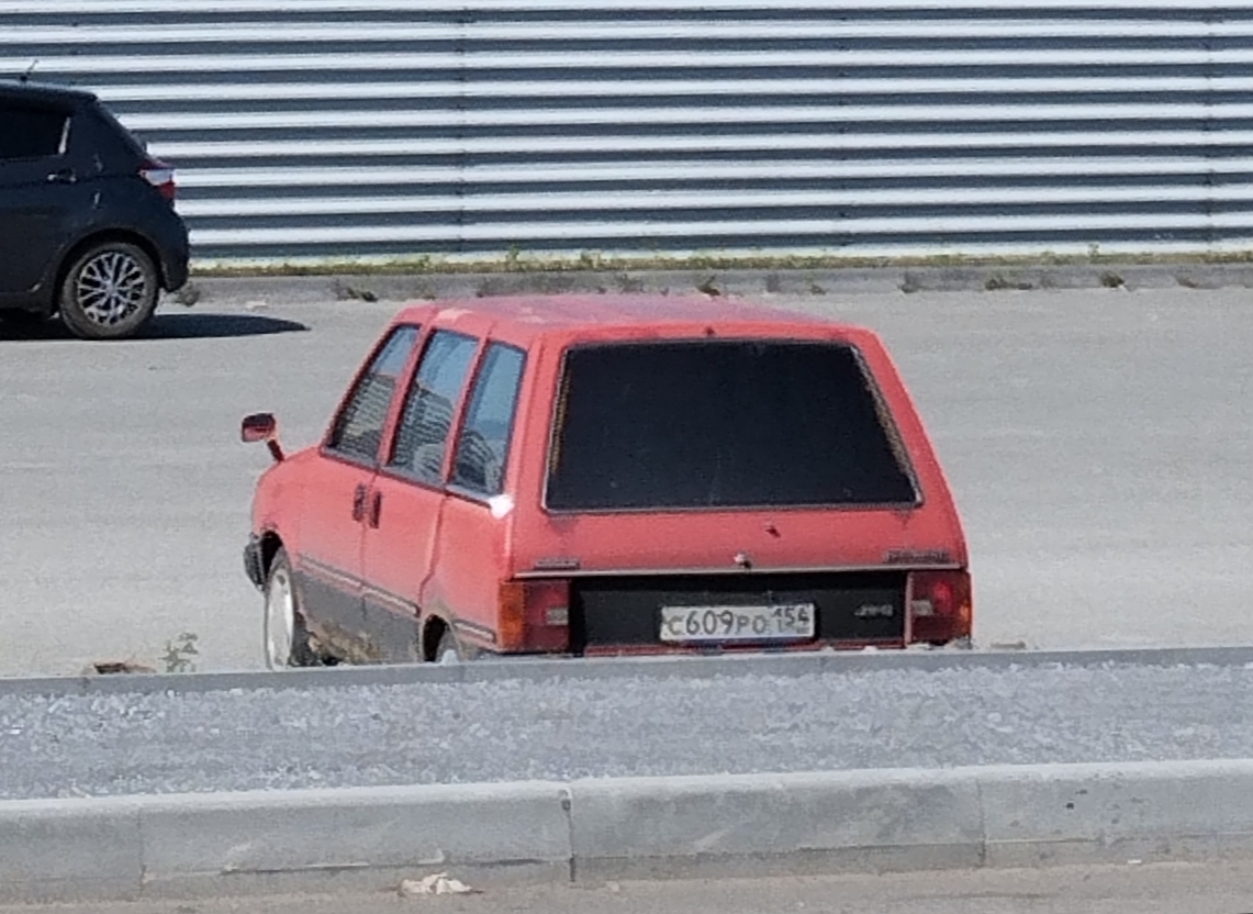с 609 ро 154, Nissan Prairie 1st gen (M10), 1982–1988