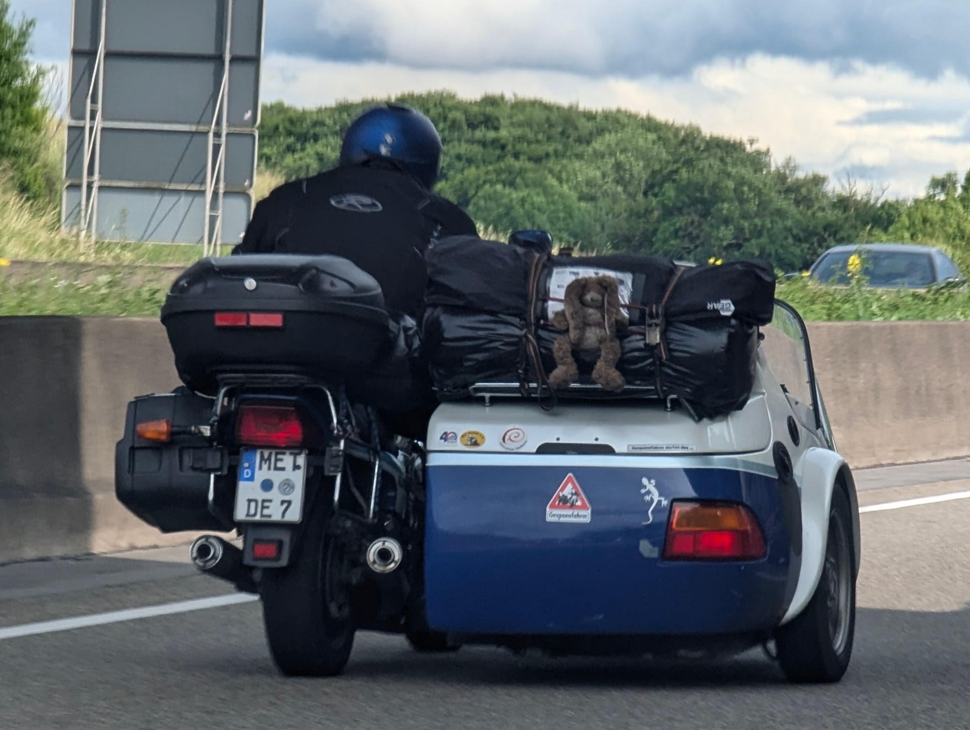 MET DE 7, Regular plates 