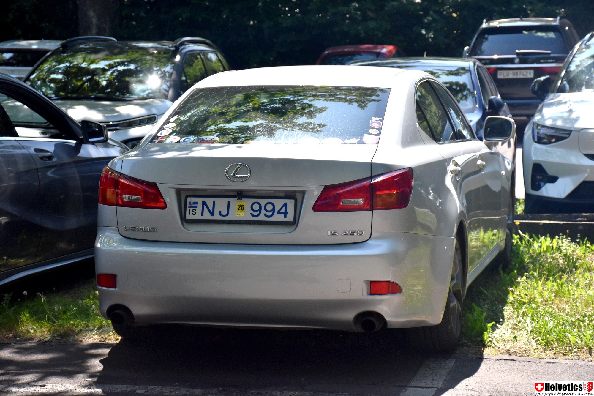 NJ 994, Lexus IS 2nd gen Sedan (XE20), 2005–2013