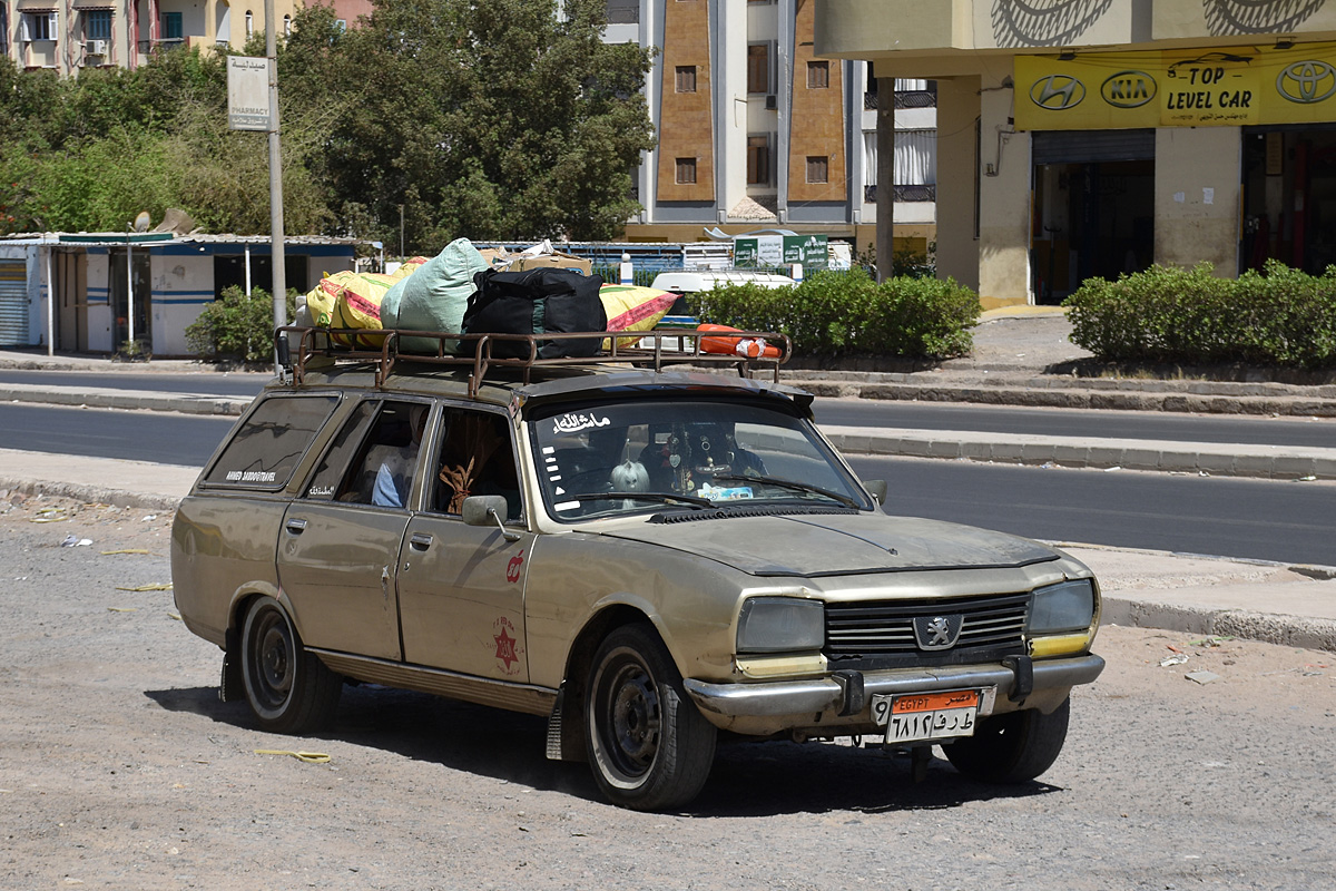 ٦٨١٢ فرط, Peugeot 504 1st gen Break (E), 1970–1983 (–1999 for LATAM-market, –2006 for African-market)