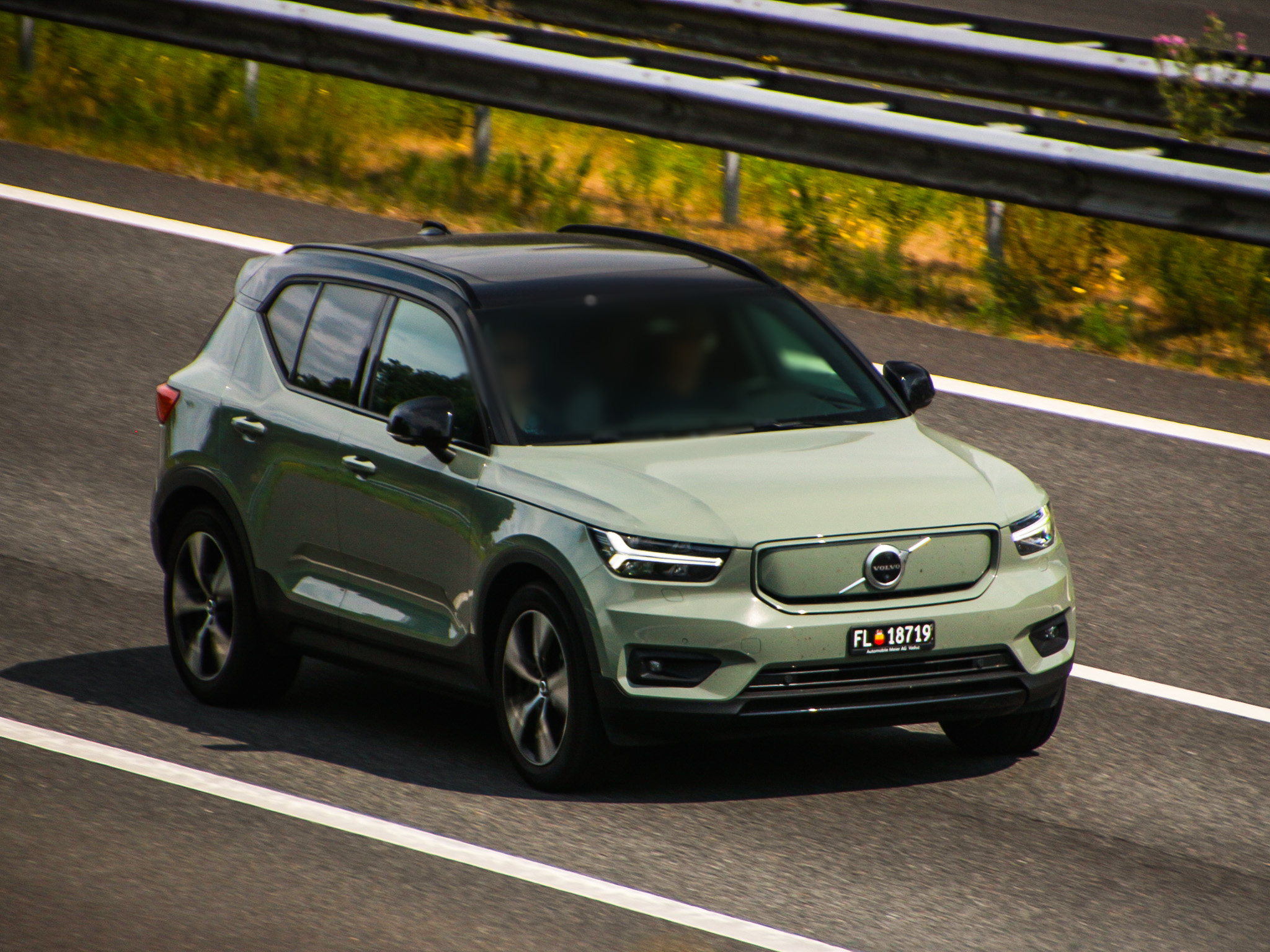 FL 18719, Volvo XC40 / EX40 1st gen (536), 2017–