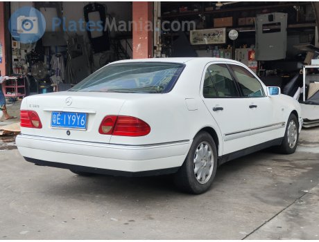 粤E·1Y9Y6, Mercedes-Benz E-Klasse