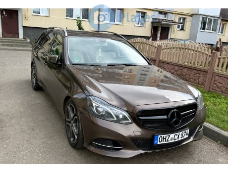 OHZ CX 874, Mercedes-Benz E-Klasse