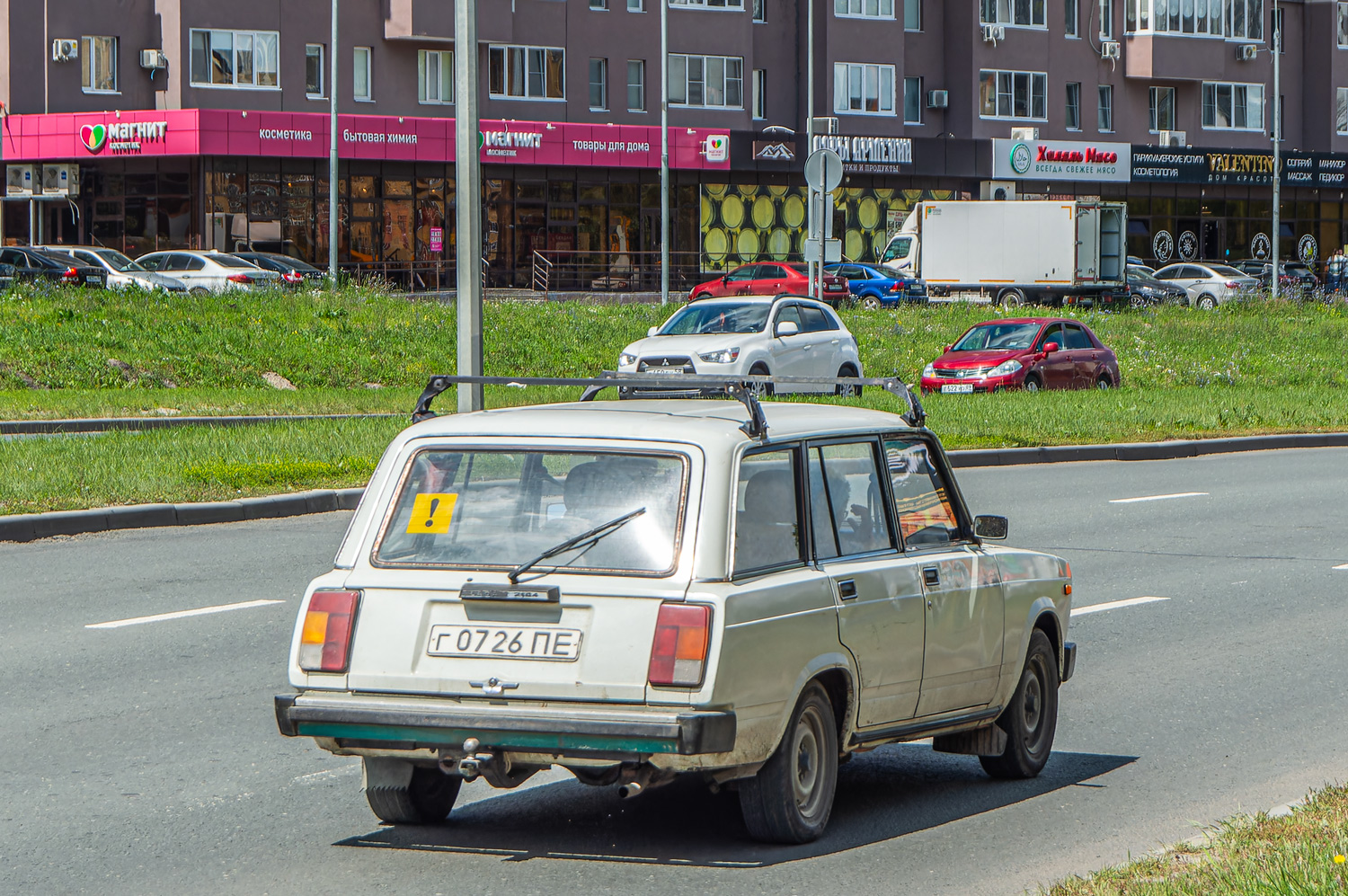 г 0726 ПЕ, Lada (VAZ) 2104 Жигули (Nova / Riva / 1300 / 1500), 1984–2012