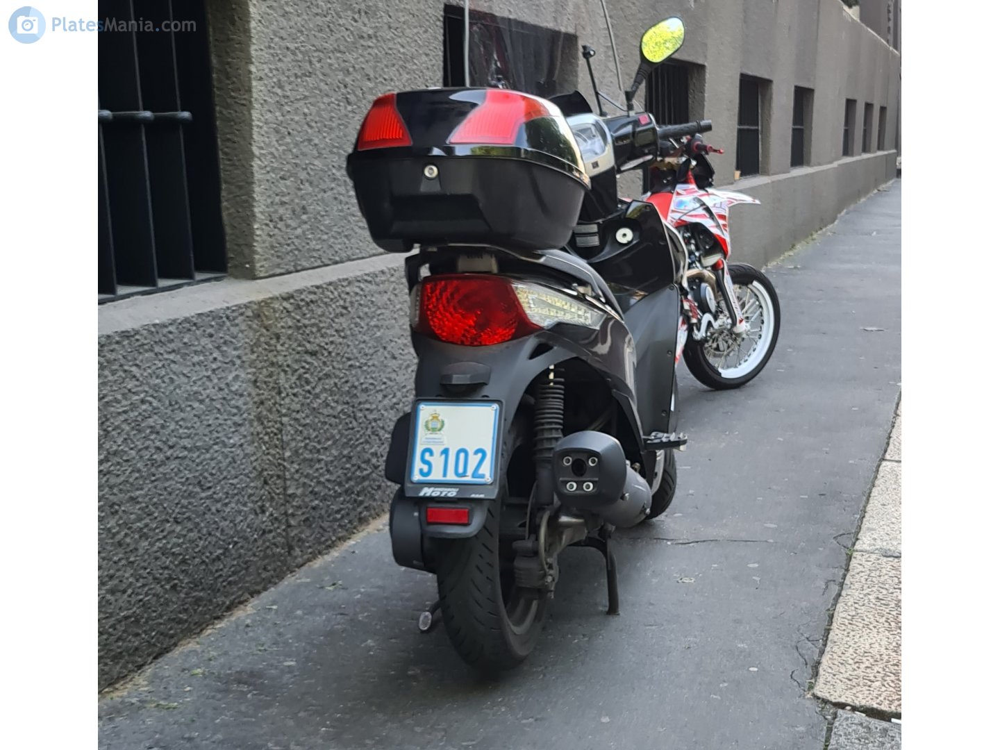 S102, Kymco People 