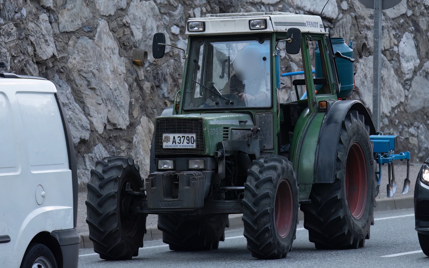 A 3790, Fendt 200-Series 