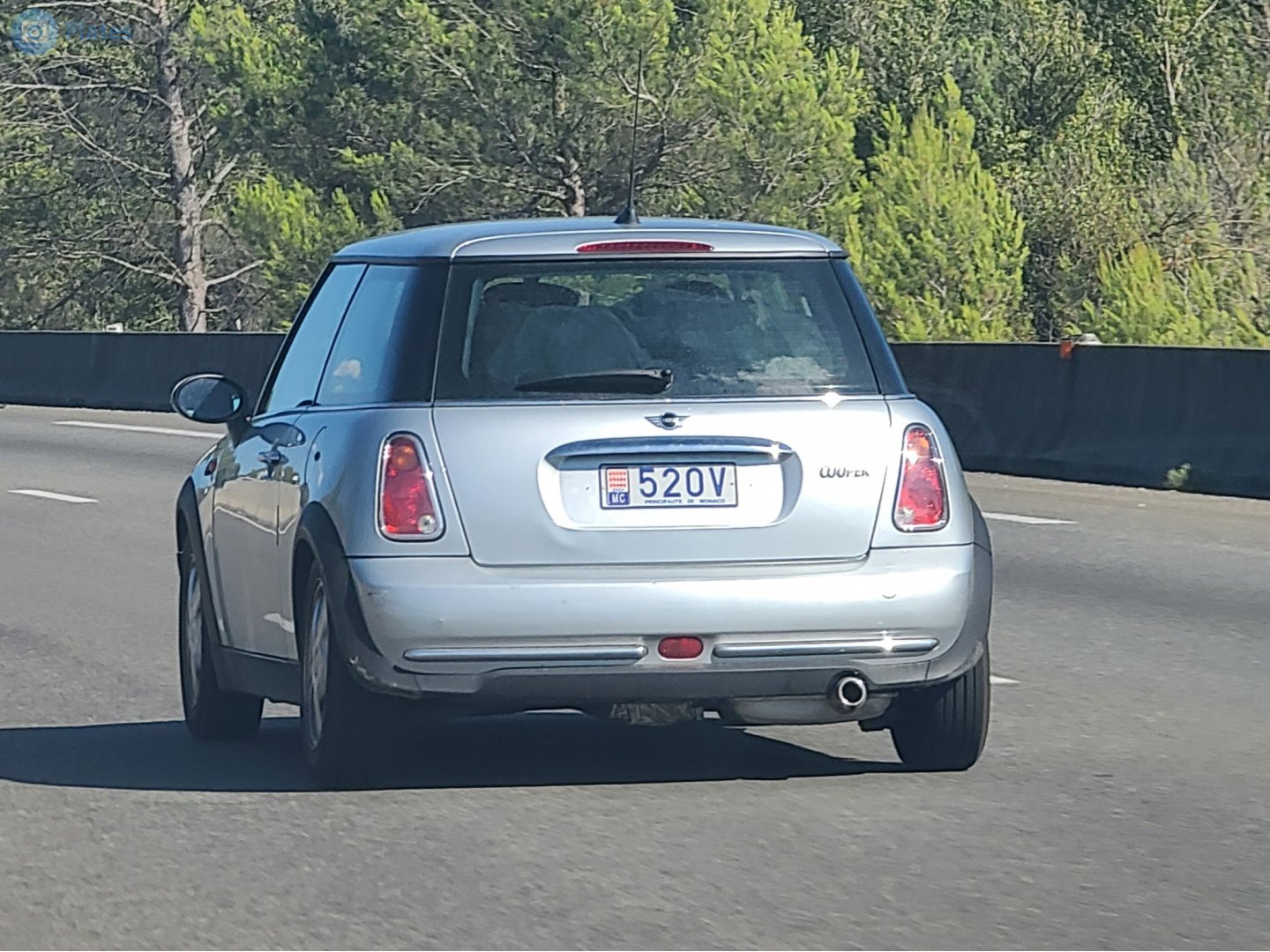 520V, MINI Hatch 1st gen (R50/R53), 2000–2006