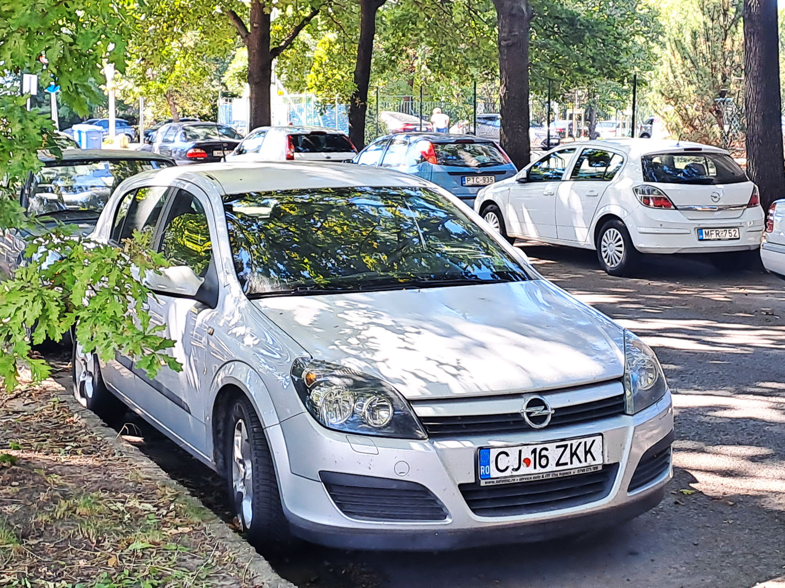 CJ 16 ZKK, Opel Astra 3rd gen 5-door Hatch (H; A04), 2004–2014