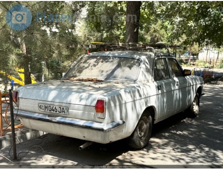 01 M 046 JA, GAZ 24 Волга