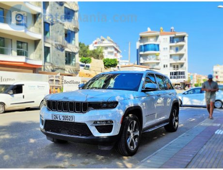 24 L 10523, Jeep Grand Cherokee