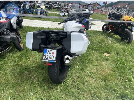 7E 3240, BMW R Series